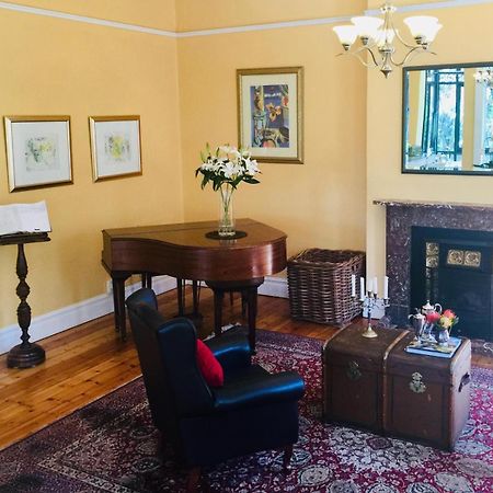 קייפטאון Mediterranean Villa Guesthouse מראה חיצוני תמונה